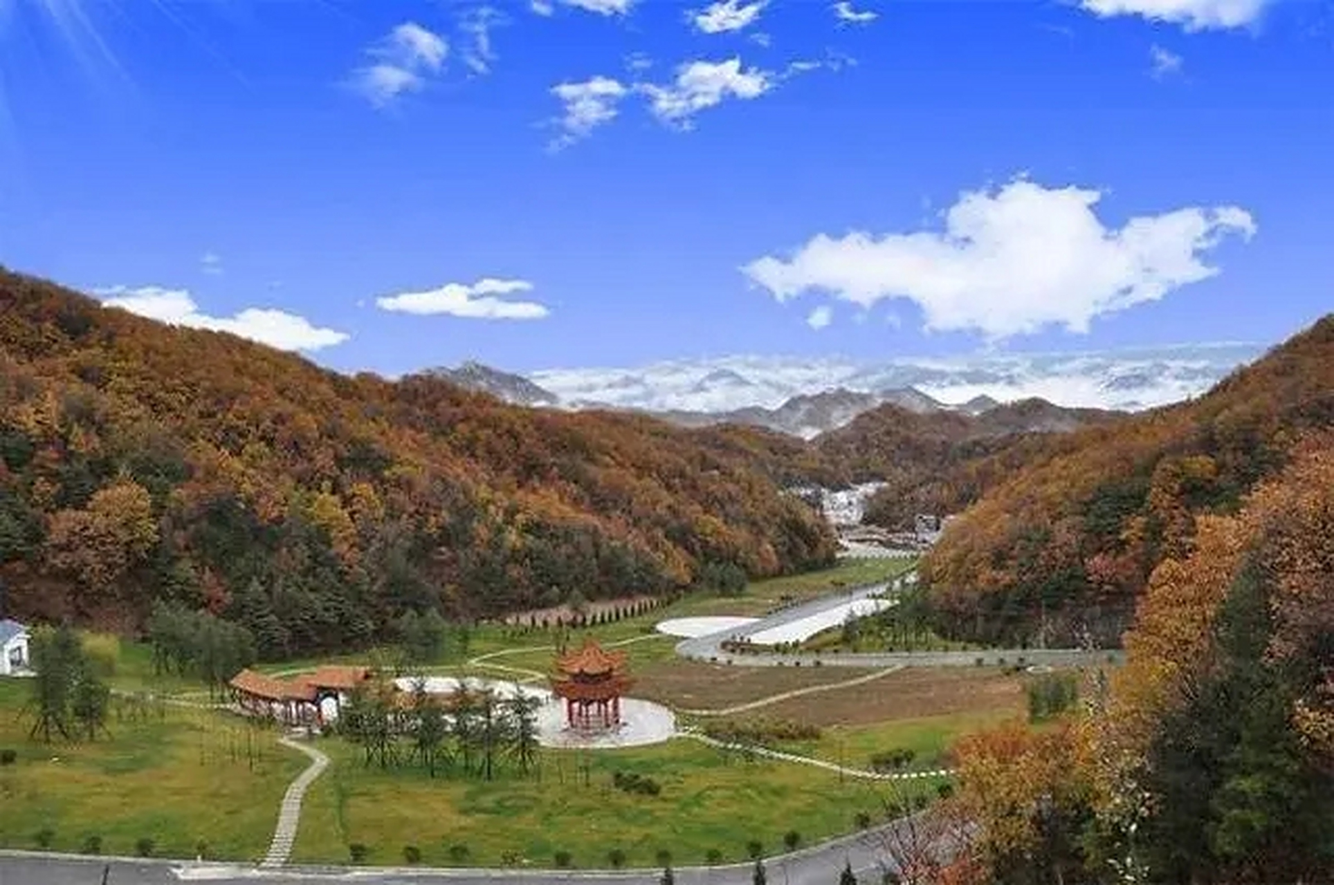 游遍河南都说中# 在河南省洛阳市栾川县石庙镇,有一个被深山环抱的小