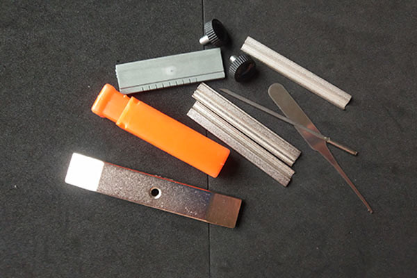 锡纸开防盗门工具怎么选