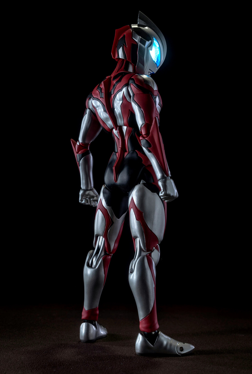 模型欣赏:ccstoys 捷德奥特曼 原始形态,by junepop