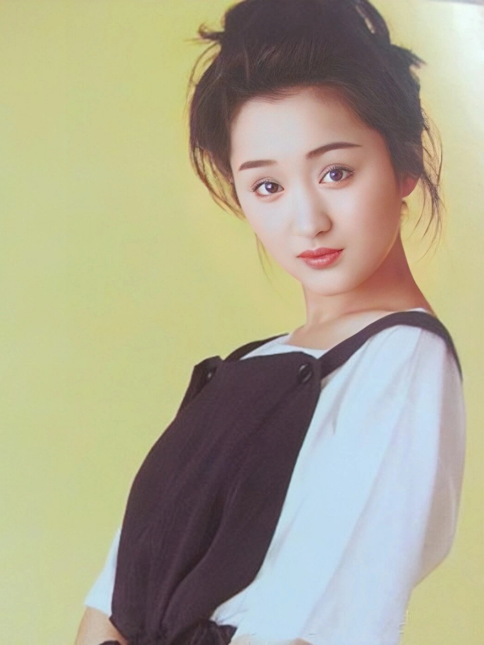 杨钰莹被曝深圳举办婚礼 曾经杨钰莹是娱乐圈的宠儿,她的音乐才华和