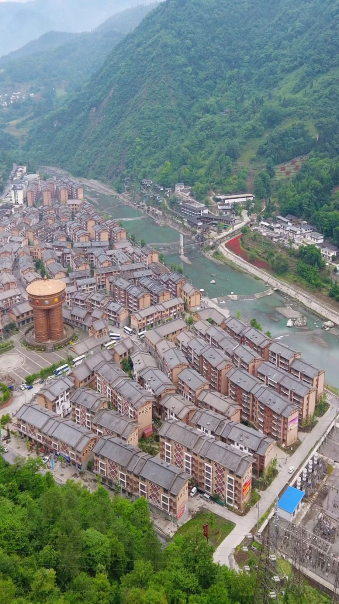 四川汶川大地震災後重建的第一鎮--水磨古鎮,一個有著千年歷史和濃郁