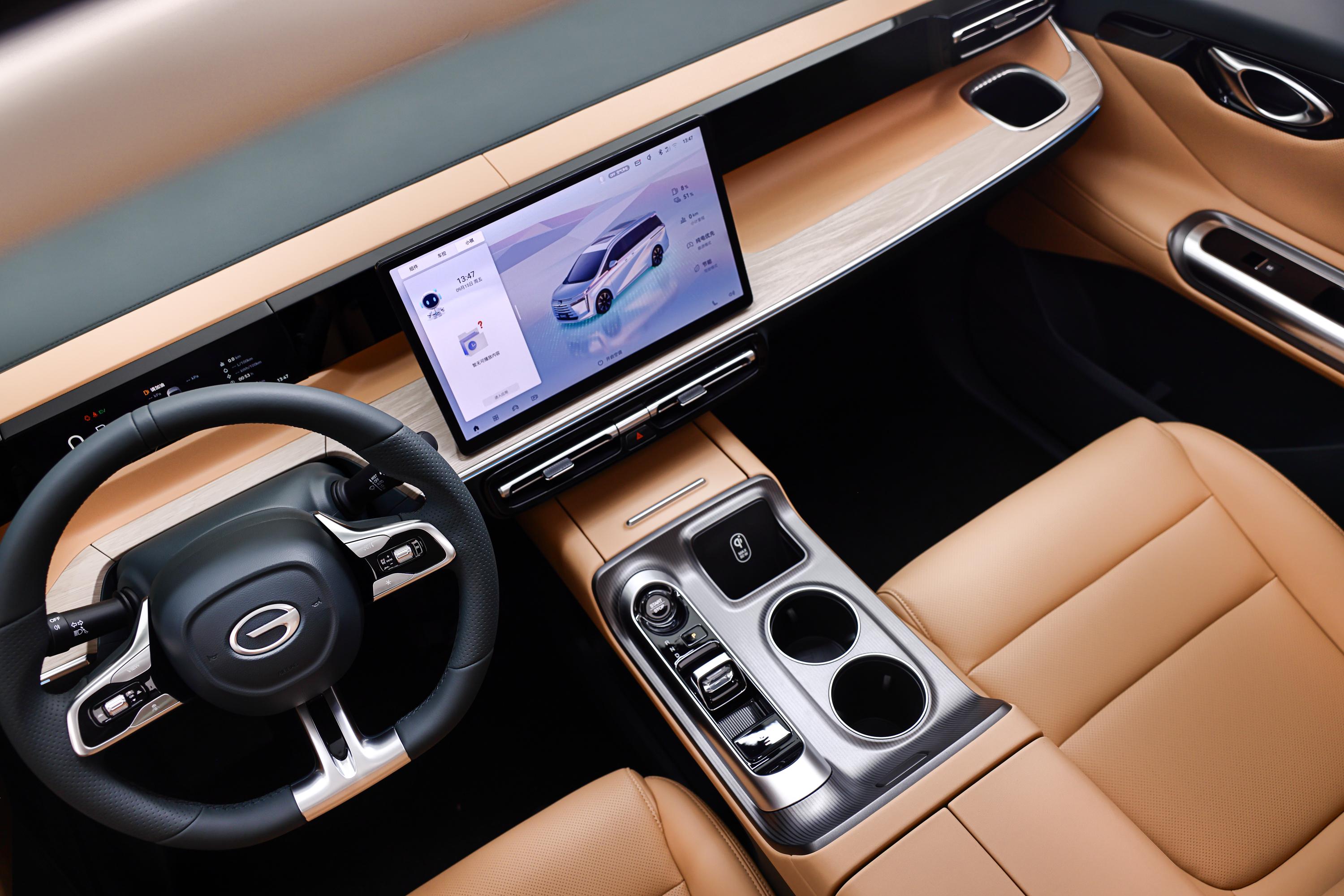 传祺新能源e8:空间大动力完美结合,25万内家用mpv最佳选择!