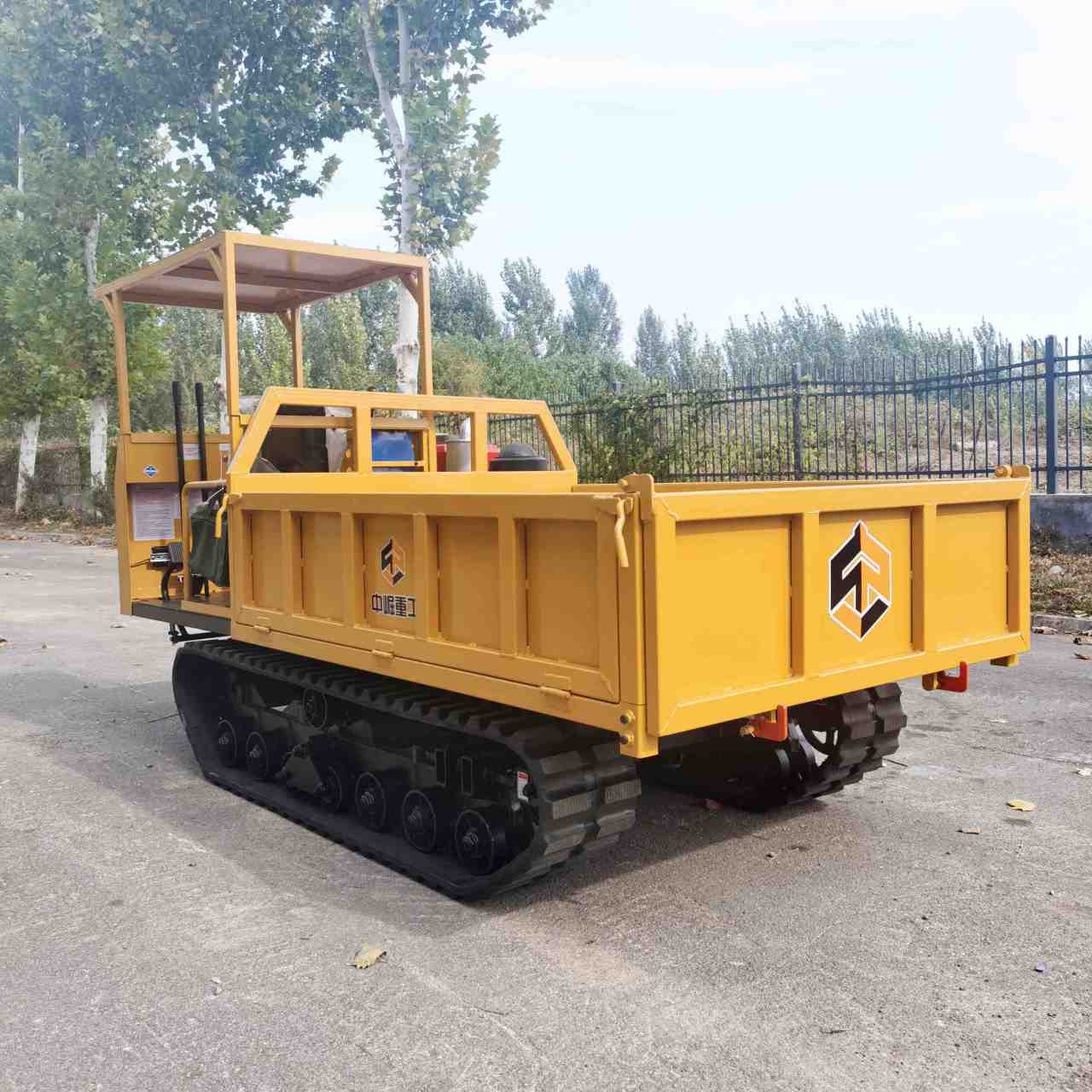 座驾式履带运输车 爬山虎价格 个人转让履带车 自动车 小型爬爬车