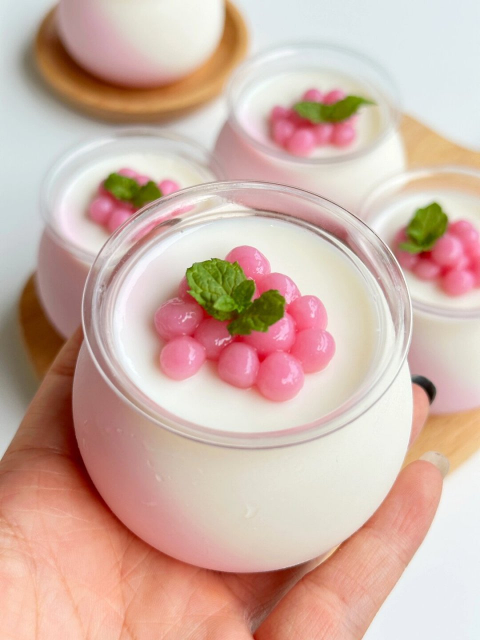 自制夏季下午茶,奶香火龙果布丁,q弹入口即  在家享受甜品自由,自制