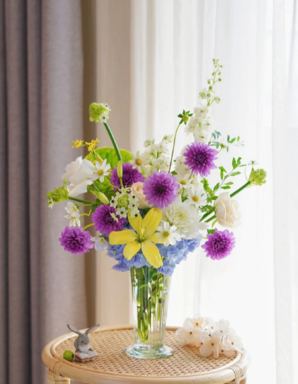 插一束自然风莫奈的花园瓶插花 梦幻般夏日的小确幸,紫色的大丽花