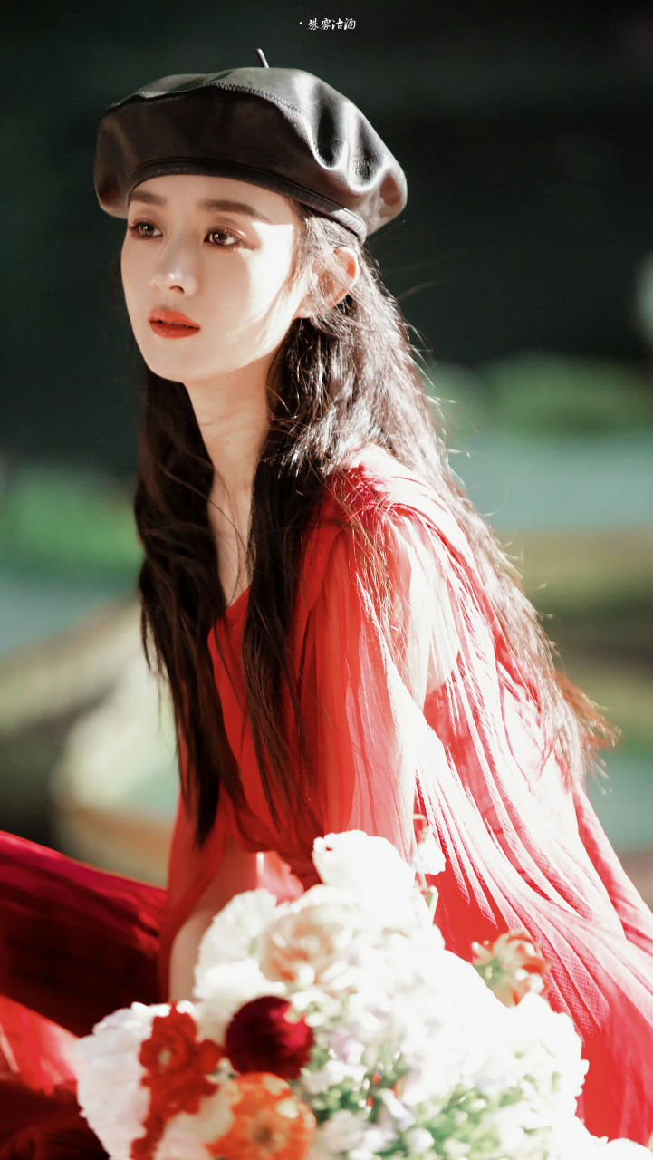 赵丽颖戴帽子