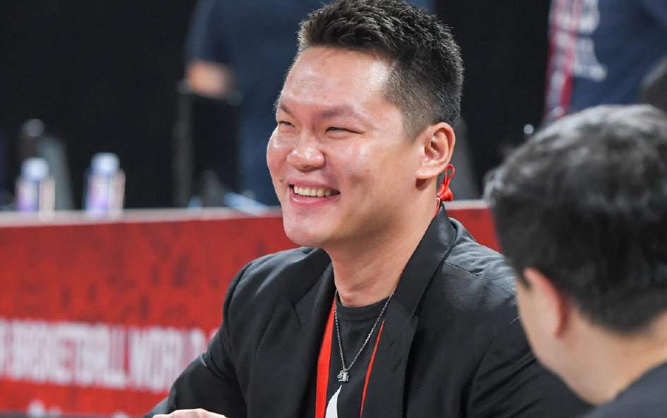 揭秘徐昕加盟广东宏远内幕!朱芳雨大手笔挖人,北京首钢功亏一篑