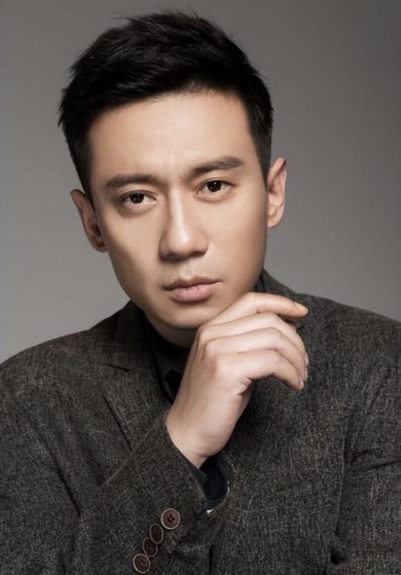 徐洪浩:戏里演父女,戏外恩爱幸福使人羡慕