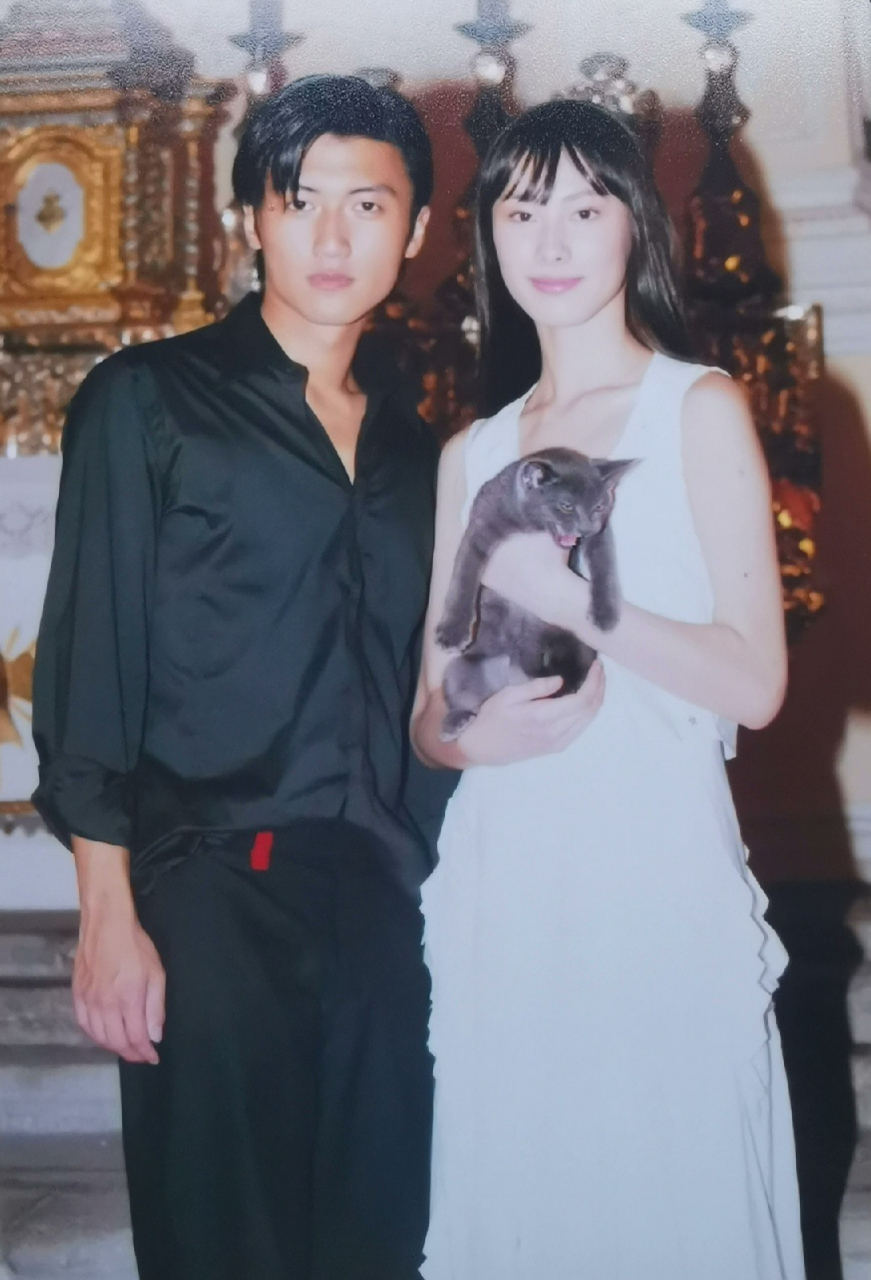 梁洛施 ～谢霆锋 ～ 原版剧照～ 照片