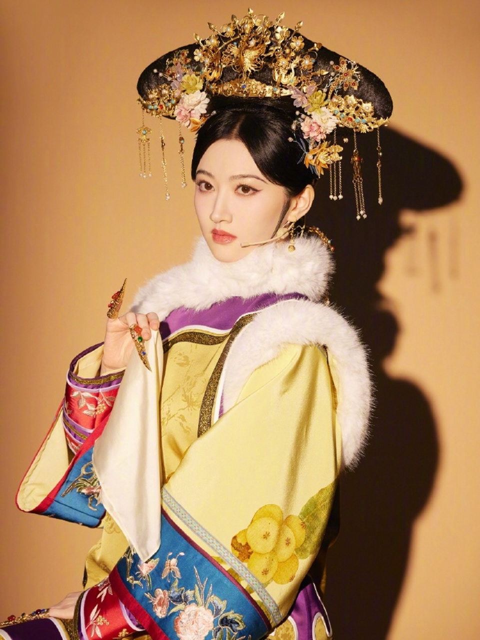 优质短图文计划#  【景甜《王牌对王牌》清宫装亮相,网友纷纷表示美 