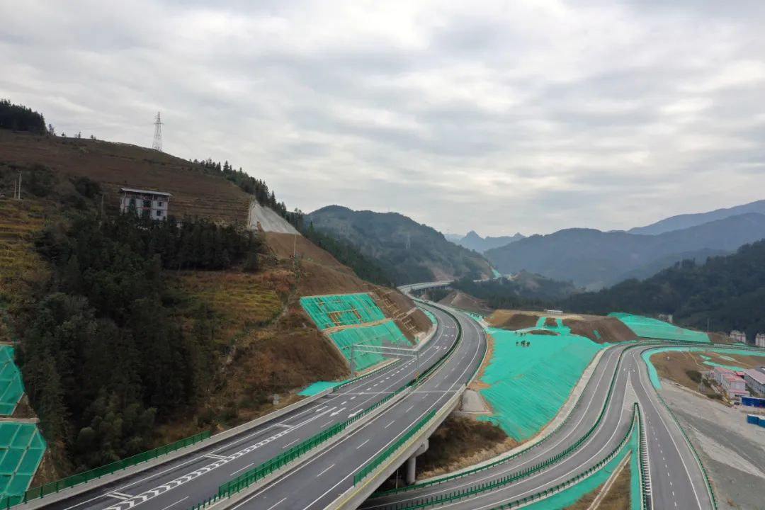龙城高速公路建成通车!城步去桂林更方便了