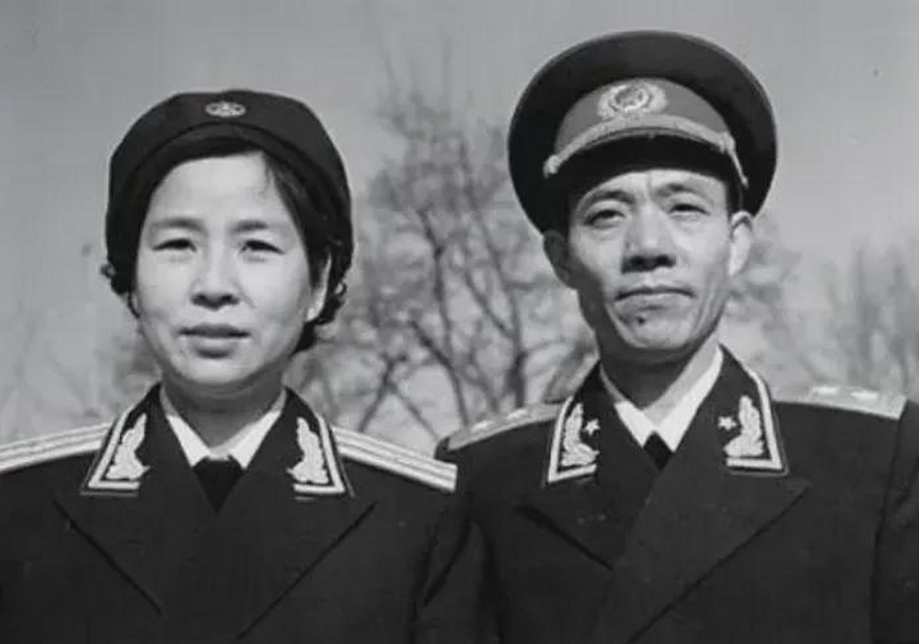 分别嫁给了三位开国将军:大姐嫁给了开国上将王平,二姐嫁给了开国中将