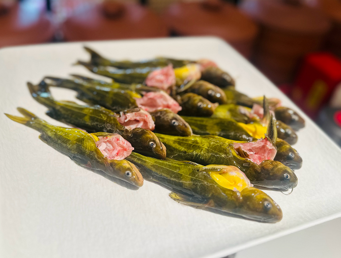 黄辣丁,这种鱼在江苏被称作昂刺鱼.@小咖煮面的动态