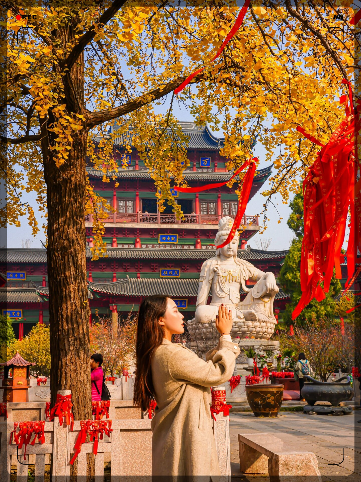 毗卢寺隐藏在喧嚣的闹市中与大街小巷相映生辉