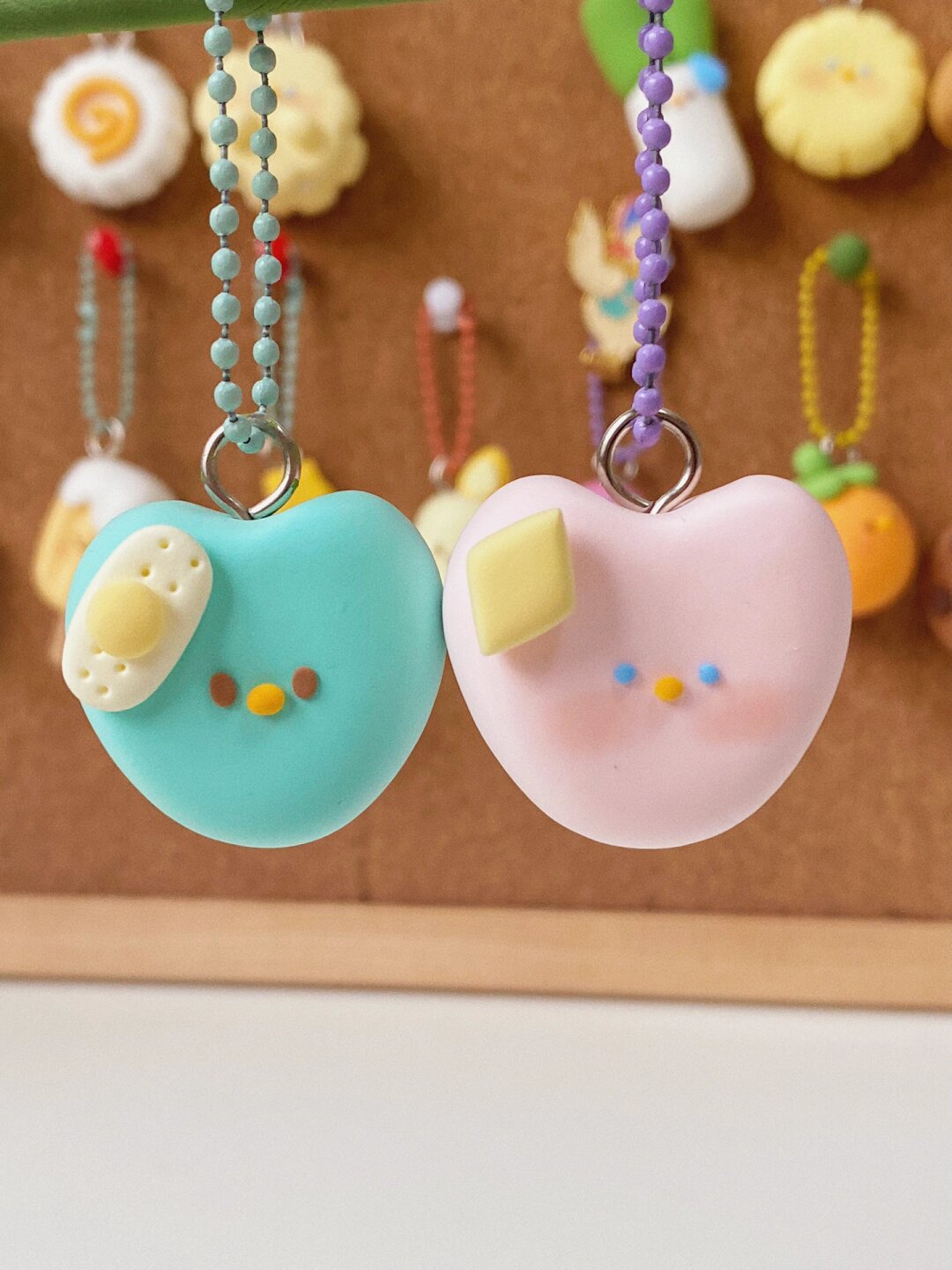 很开心你喜欢这些小挂件和羊眼钉的创意!