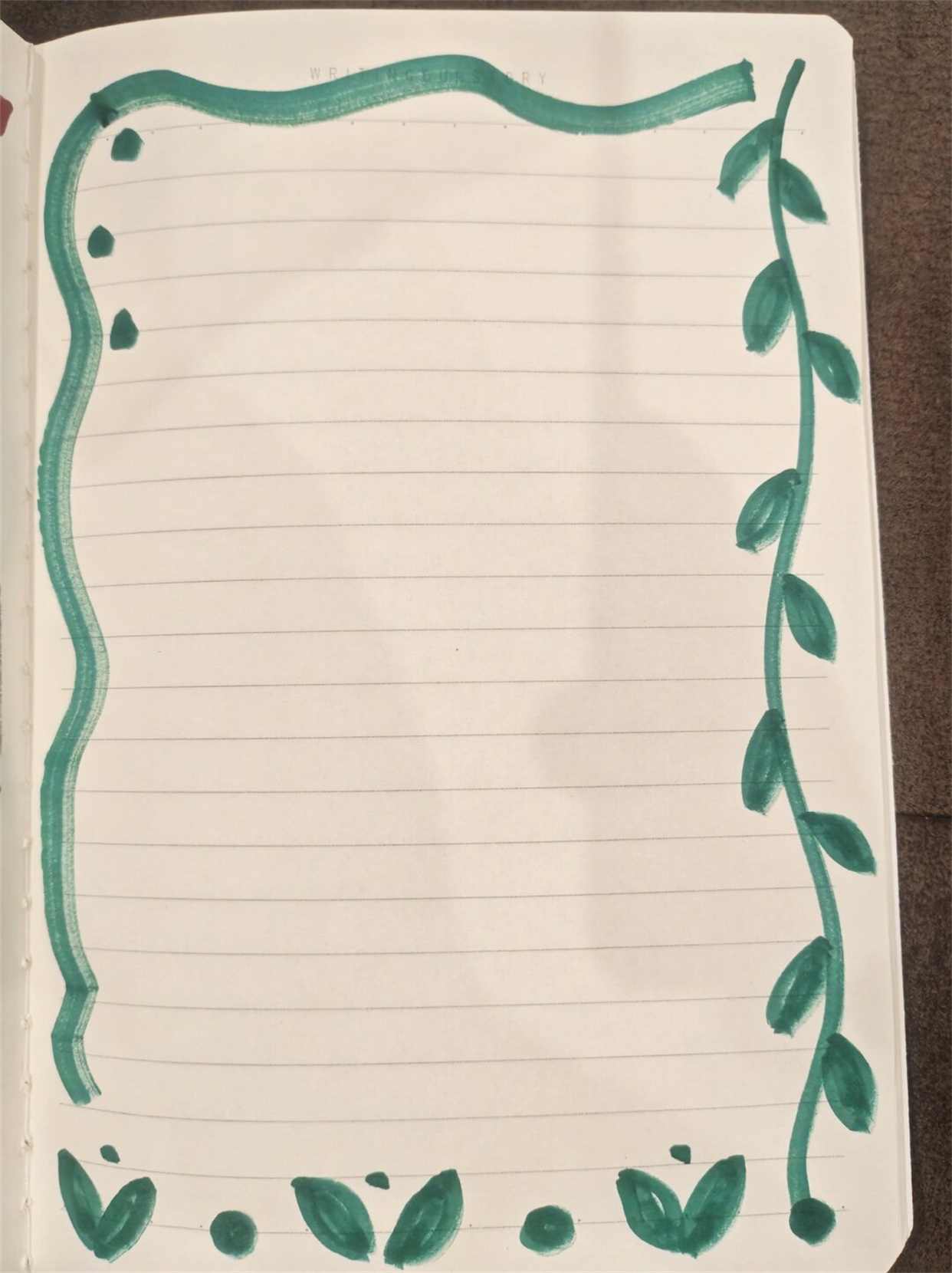 读书笔记花边边框  当我们在读书时,为了记录自己的思考和感悟,常常