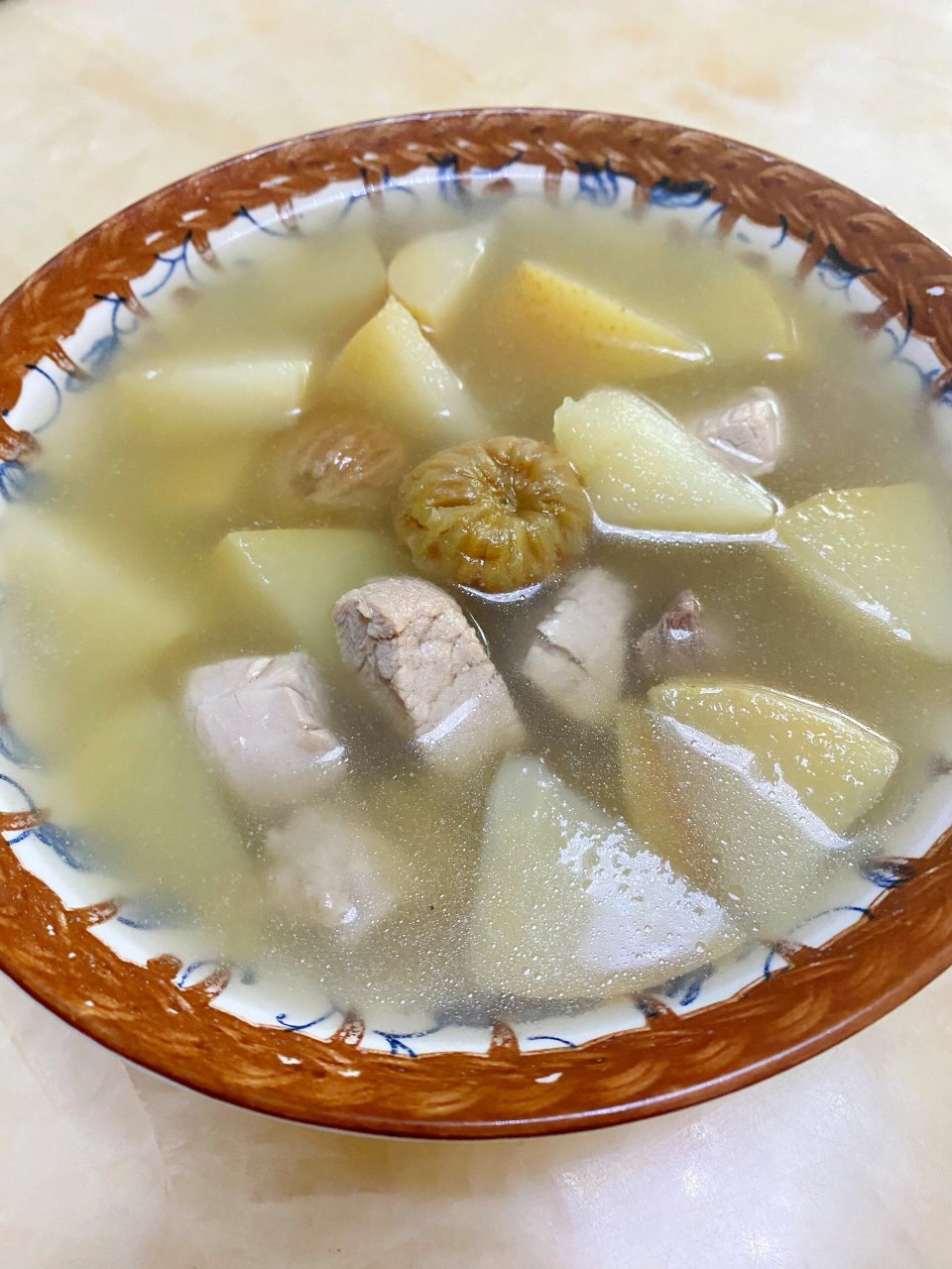 苹果无花果瘦肉汤:滋味清甜,健脾开胃!