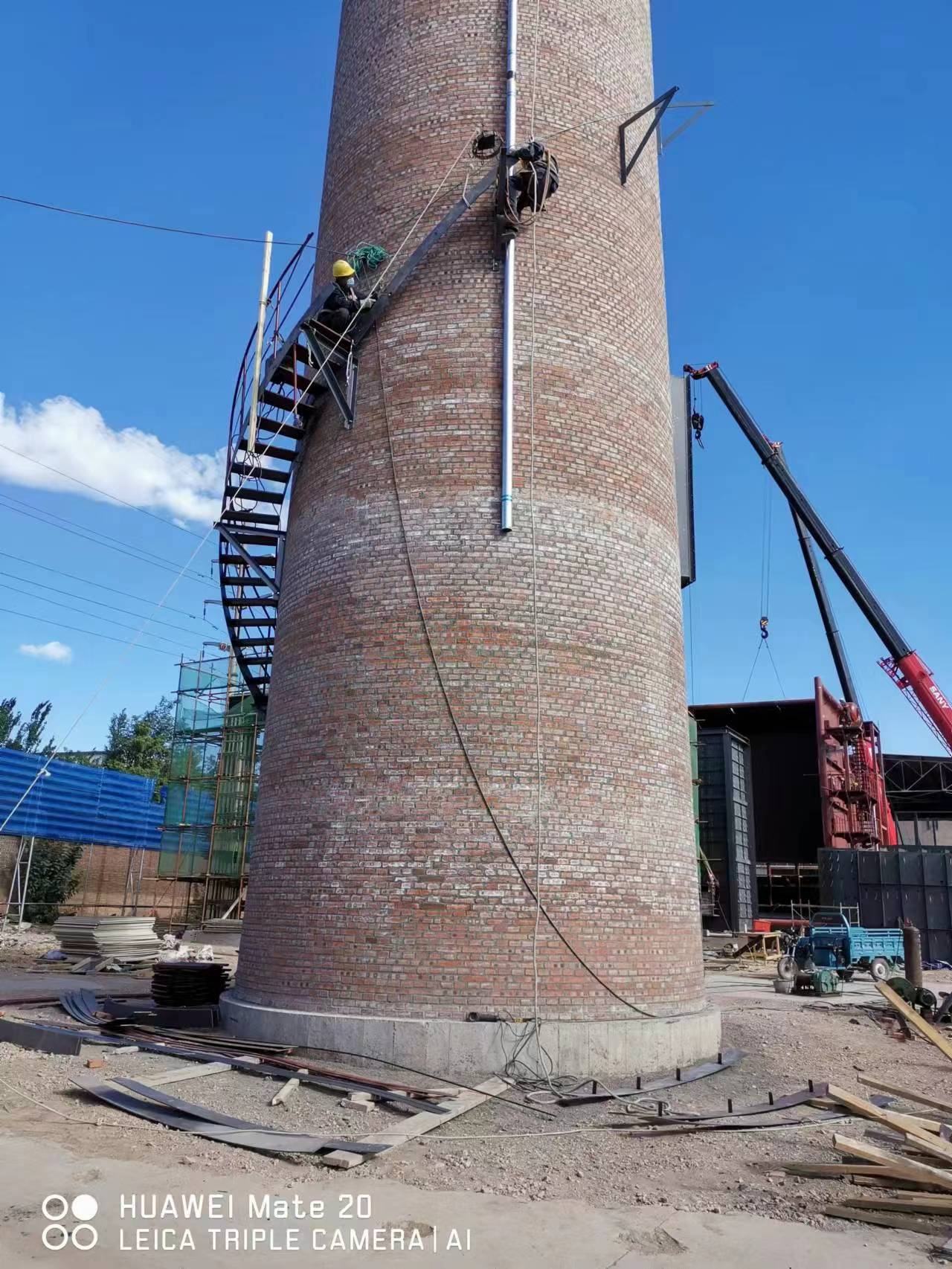 图文详解烟囱安装爬梯