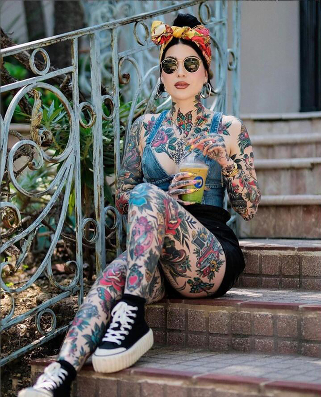 oldschool纹身风格源于20世纪初的美国和欧洲,结合古代传统与现代艺术