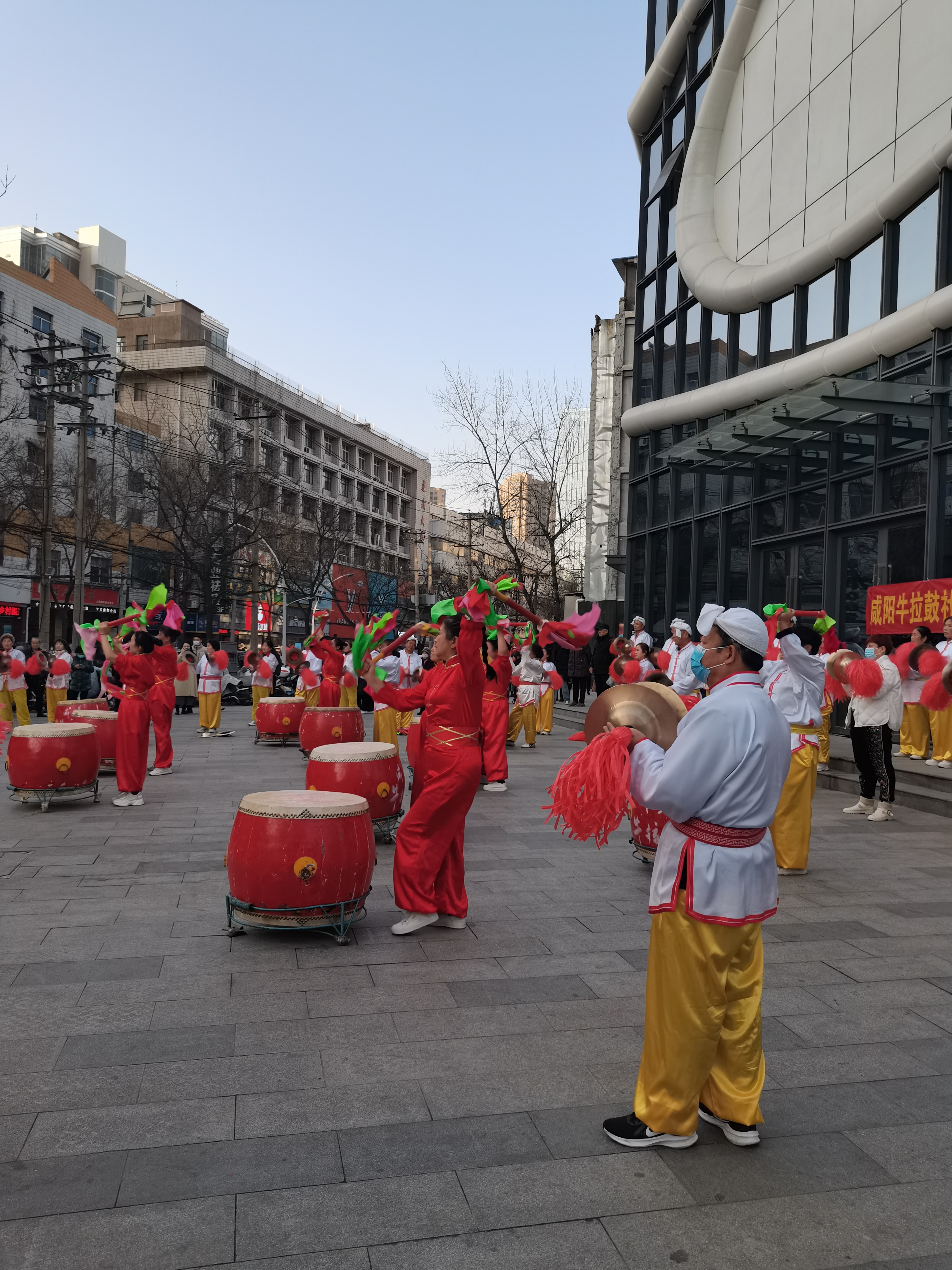 虎年敲鼓图片图片