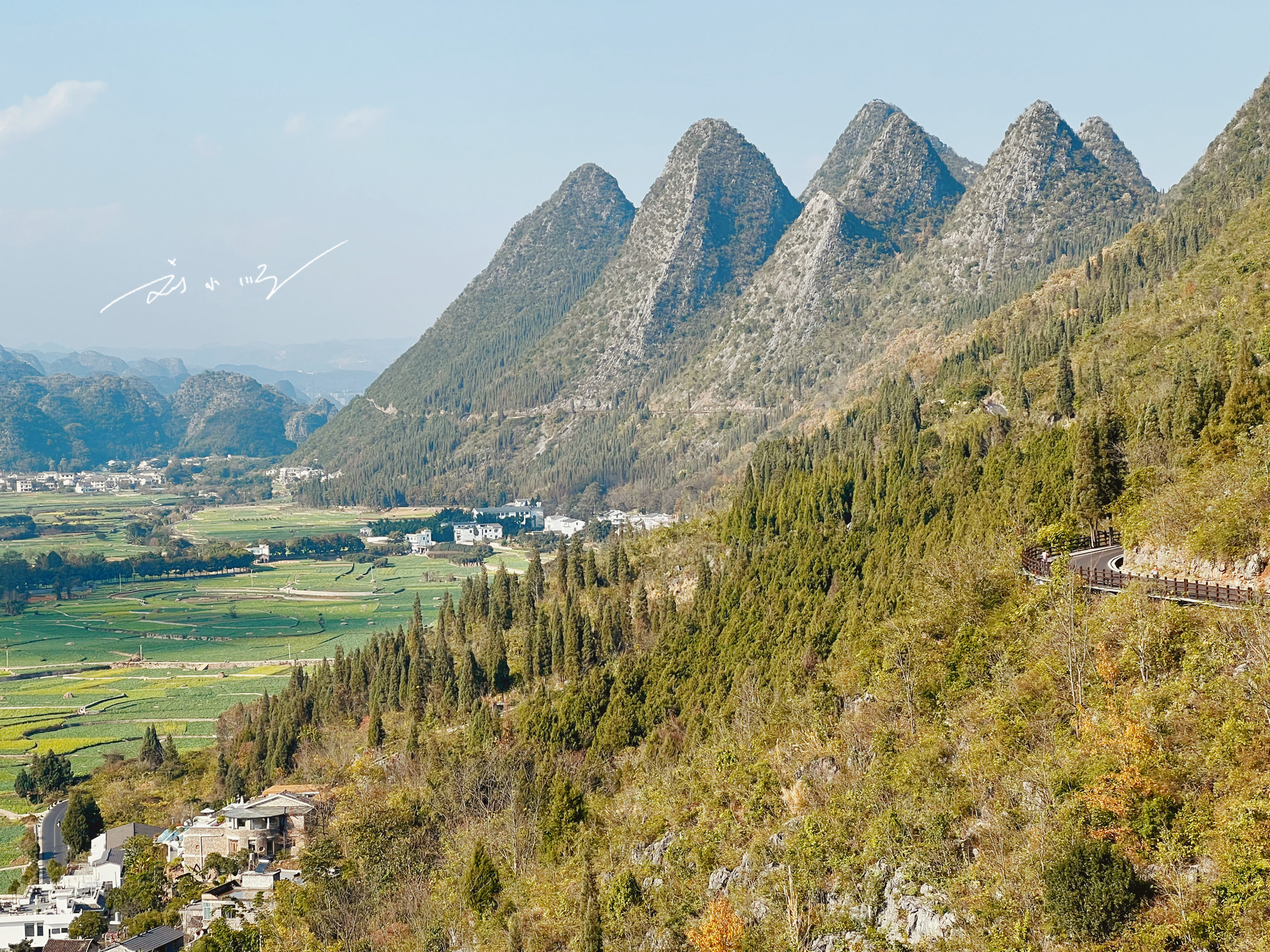 贵州黔西南州的著名4a级旅游景区,就在首府兴义,游客都要来打卡