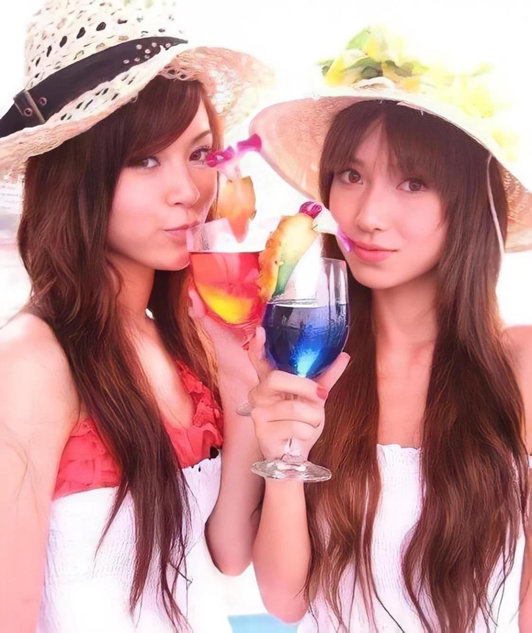 曾经的香港"混血美女组合"成员文咏珊与大宝贝,现在两人的发展是一个