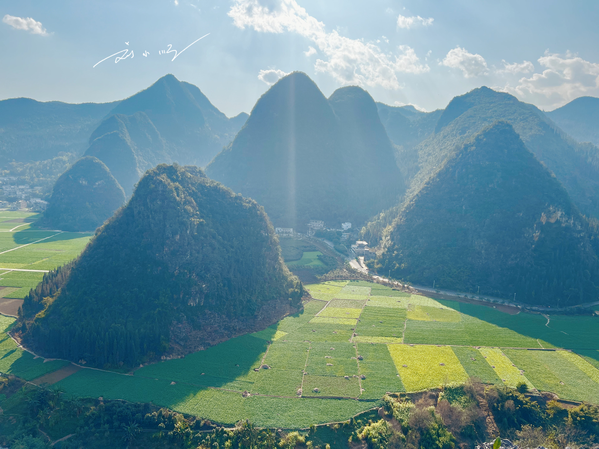 贵州黔西南州的著名4a级旅游景区,就在首府兴义,游客都要来打卡