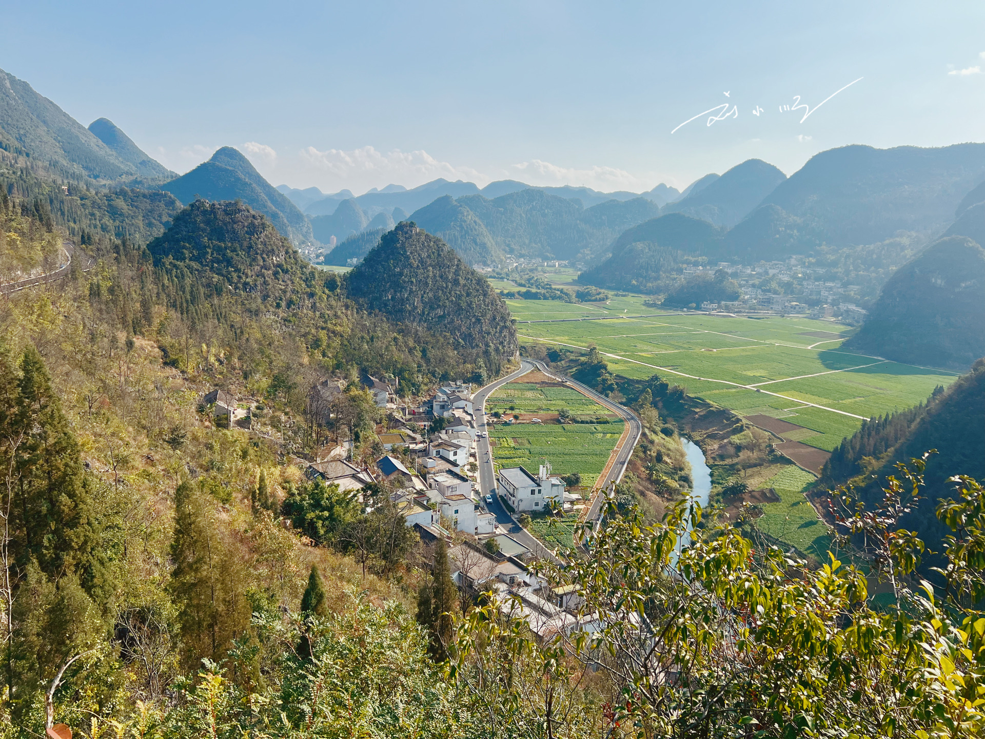 贵州黔西南州的著名4a级旅游景区,就在首府兴义,游客都要来打卡