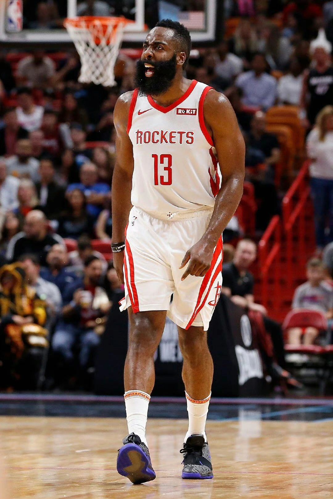 他的名字就是詹姆斯·哈登!