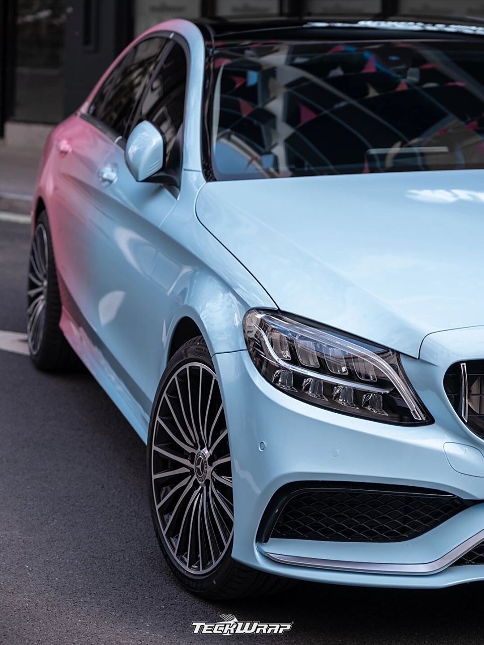 benz 奔驰c200l 粉蓝渐变色丨奔驰改色  浪漫的粉蓝cp配色,让人一眼就