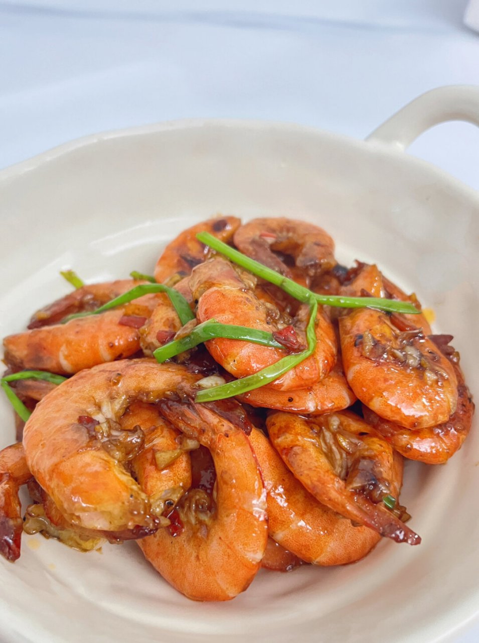 芥末虾   好吃到舔头指头  芥末虾:简单又美味的家常菜  今天给大家