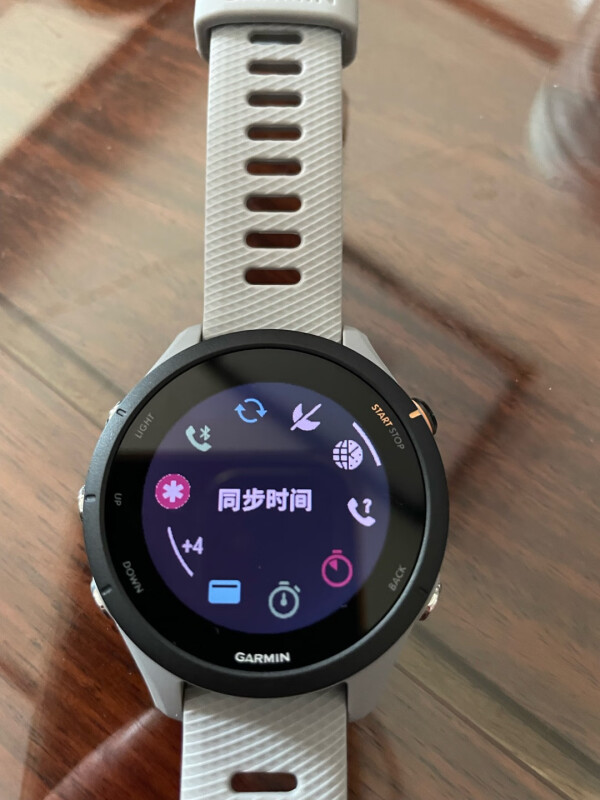 佳明forerunner智能手表怎么样?精准监测多功能