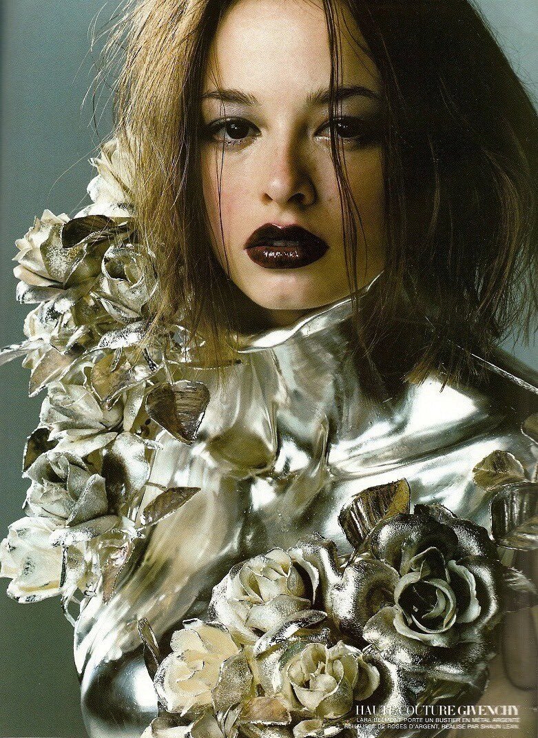 法区vogue|戴文青木 白羽 双 盔甲 蕾丝