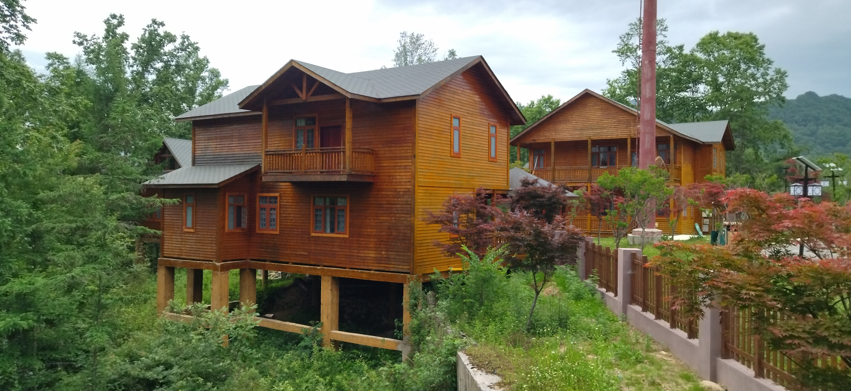 等我们老了, 也寻得这样一处好地方: 不冷不热