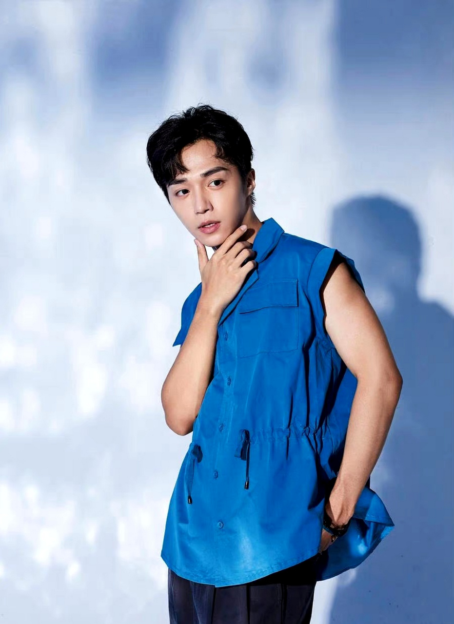 浓眉大眼清新帅气#颜值# #帅哥