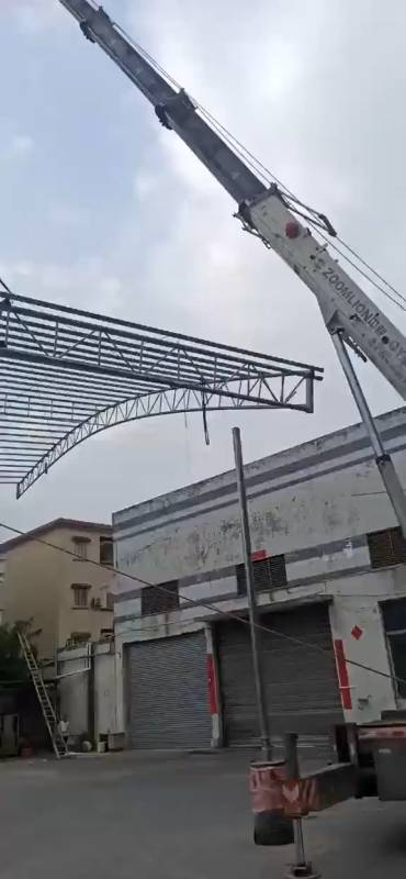 24米跨度拱形梁彩钢棚 天津圆弧顶怎么上彩钢瓦 彩钢圆形棚彩钢板安装