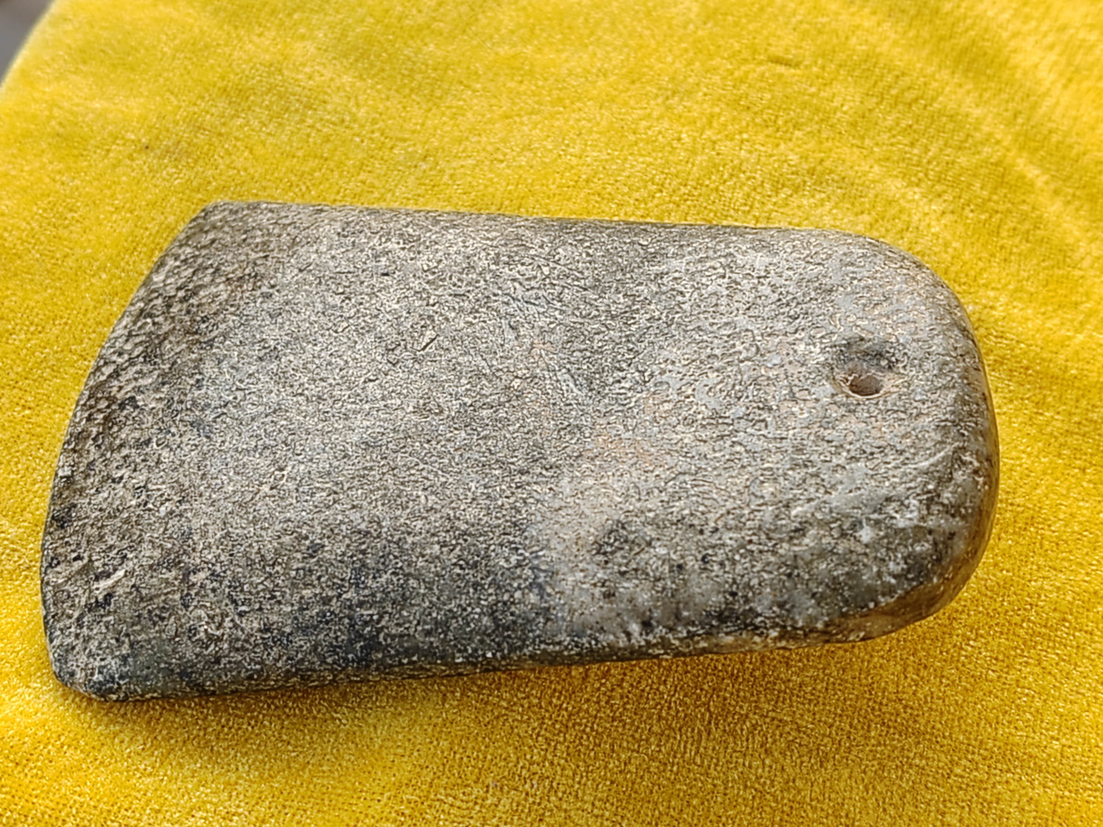 石峁遗址玉器八百年