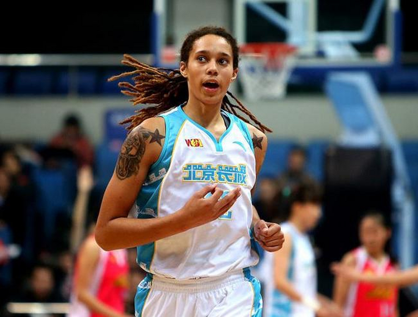 坎迪斯·帕克,身高193cm,体重79.4kg,2008年wnba选秀状元.
