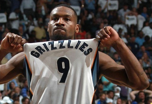 篮球9号球衣是谁?