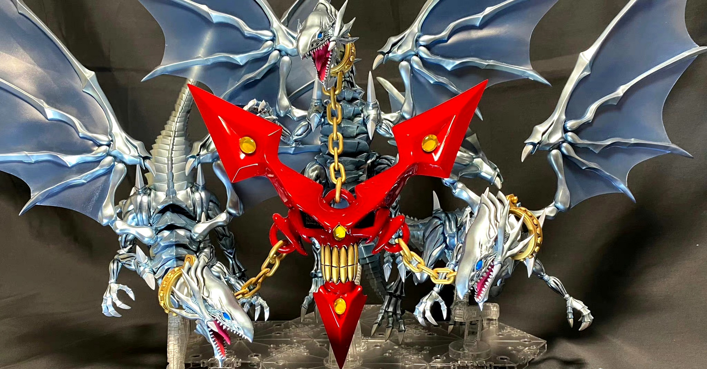 模型欣赏:《游戏王》青眼白龙·三体连结 . #动漫# #模型# #游戏王