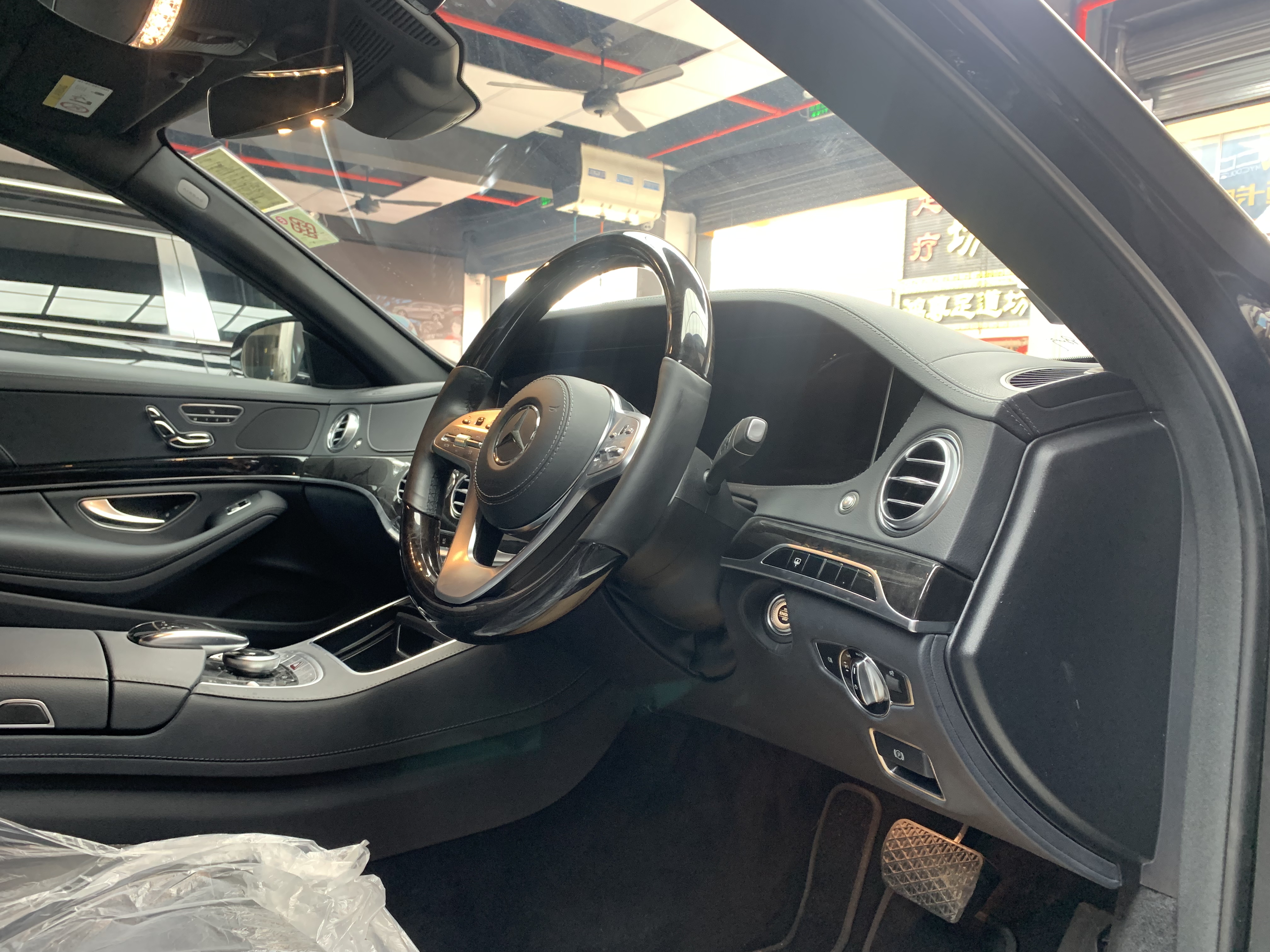 奔驰右舵s350升级座椅通风