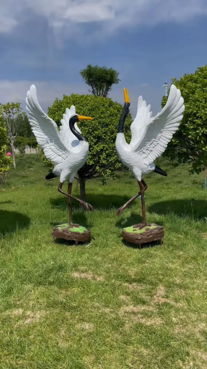 玻璃钢仙鹤雕塑定制款