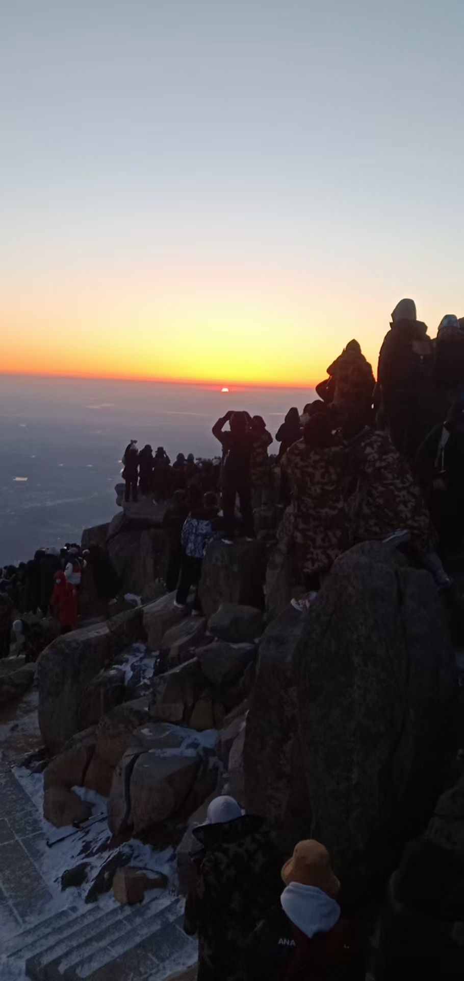 泰岱朝晖 喜迎财神