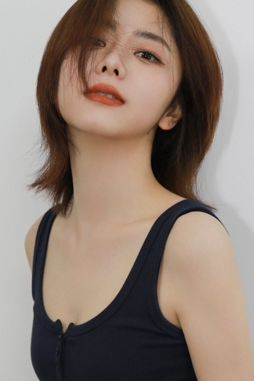 谭松韵高清壁纸头像(二十七)[鲜花]