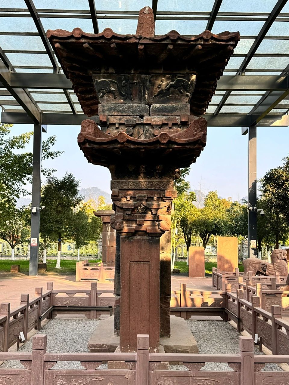 一座完整的汉阙是什么样的?——雅安高颐阙 这里以高颐阙右阙为例.