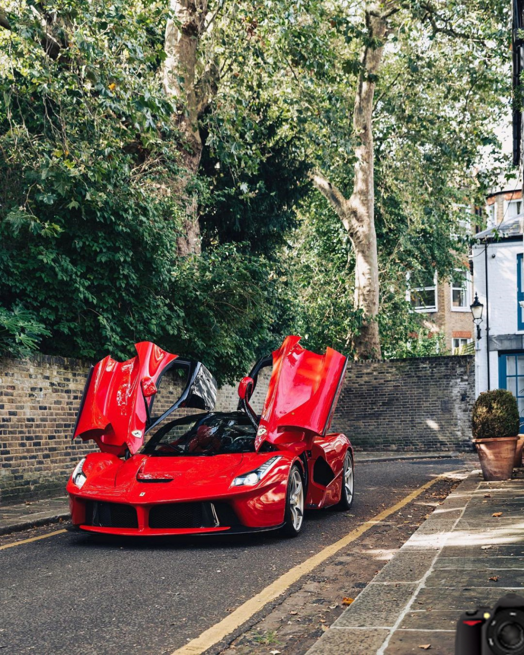 法拉利laferrari的数量极为稀有.