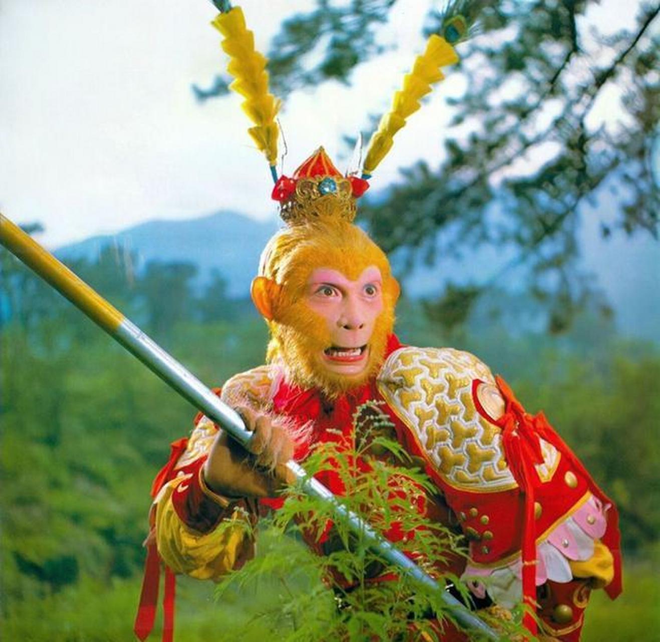 《西游记》有多个版本,在《西游记诗话》中,孙悟空偷了两次蟠桃,肚乙