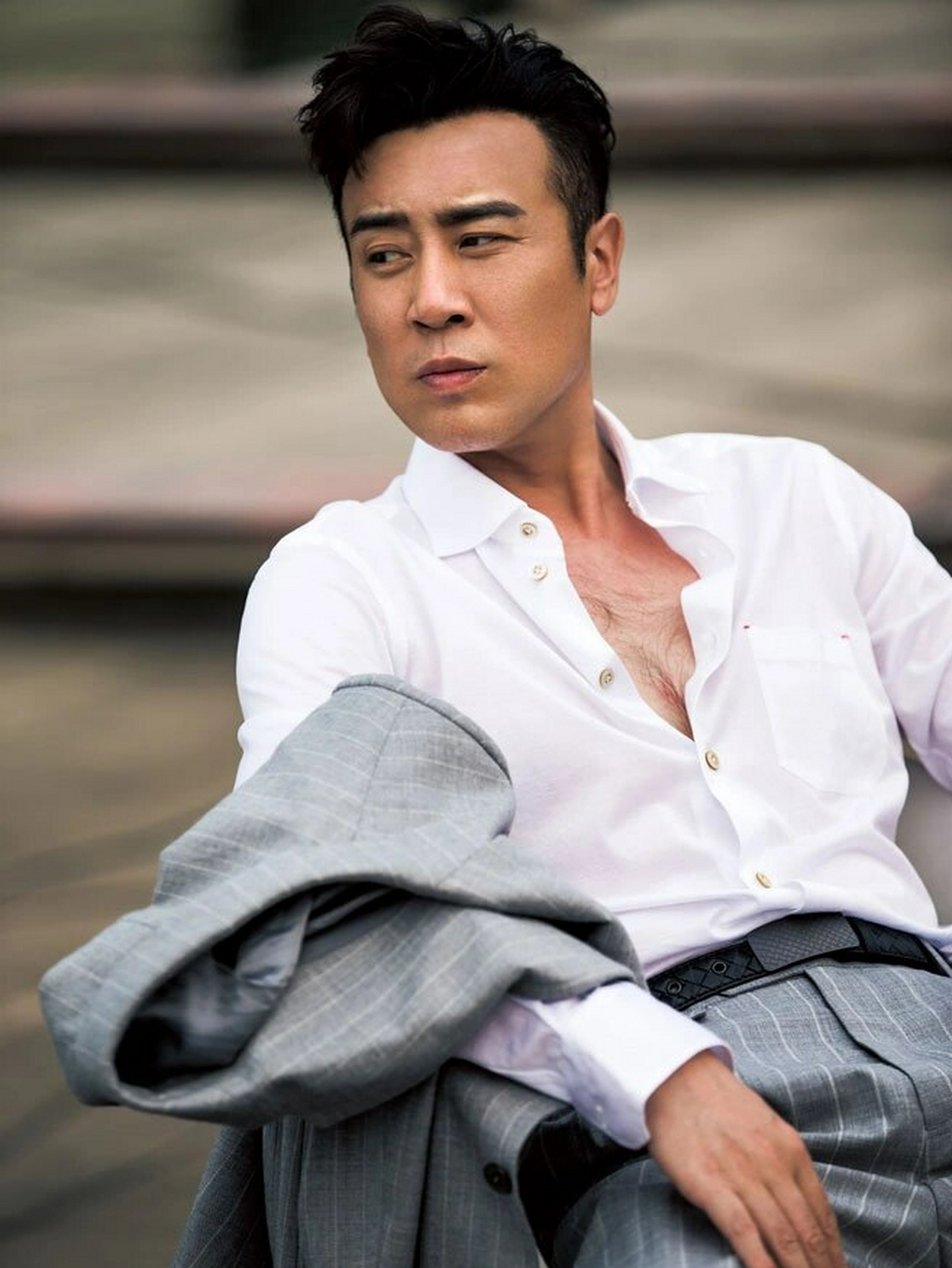 于和伟:叔圈中最炙手可热的男演员 不懈的努力和卓越的演技使他征服了