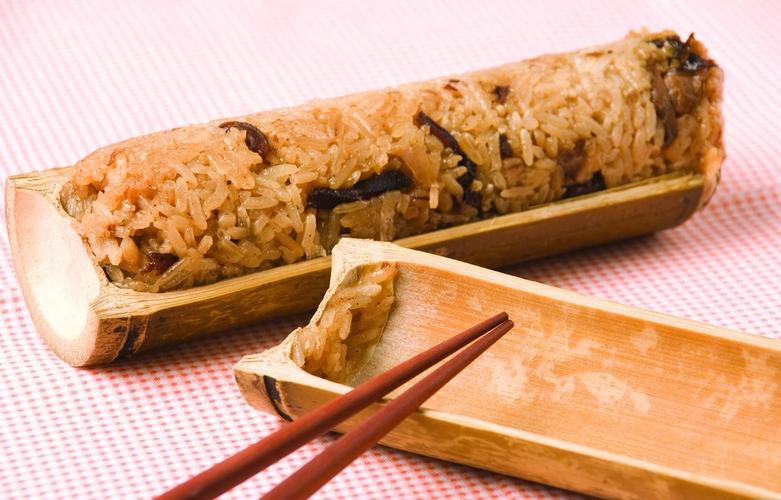 广西美食:百色竹筒饭