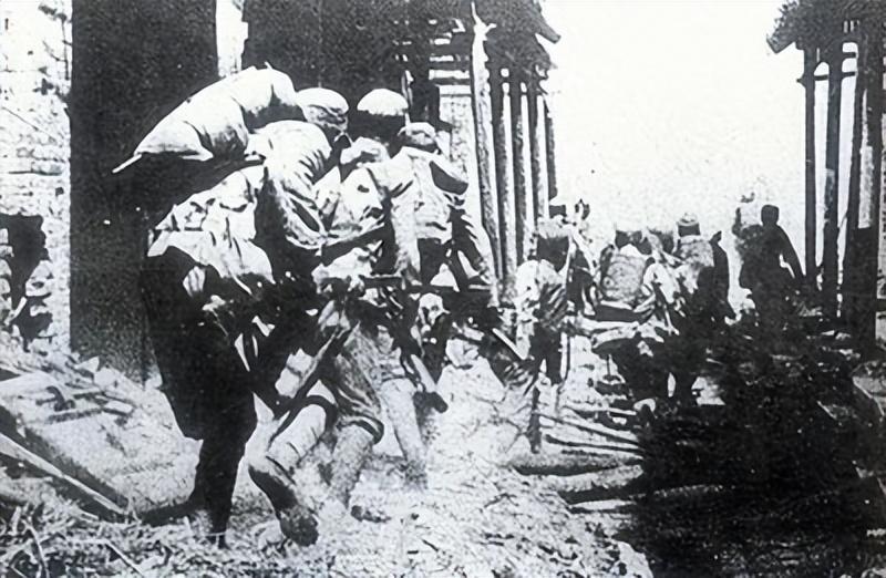 台儿庄战役为何只有李宗仁能指挥这么多杂牌军换其他人不行吗